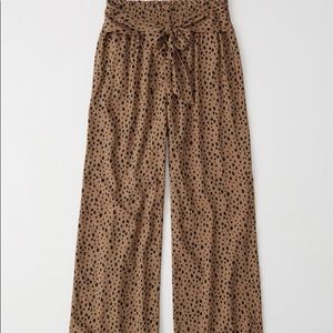 Abercrombie Womens Belted Wide-Leg Pants